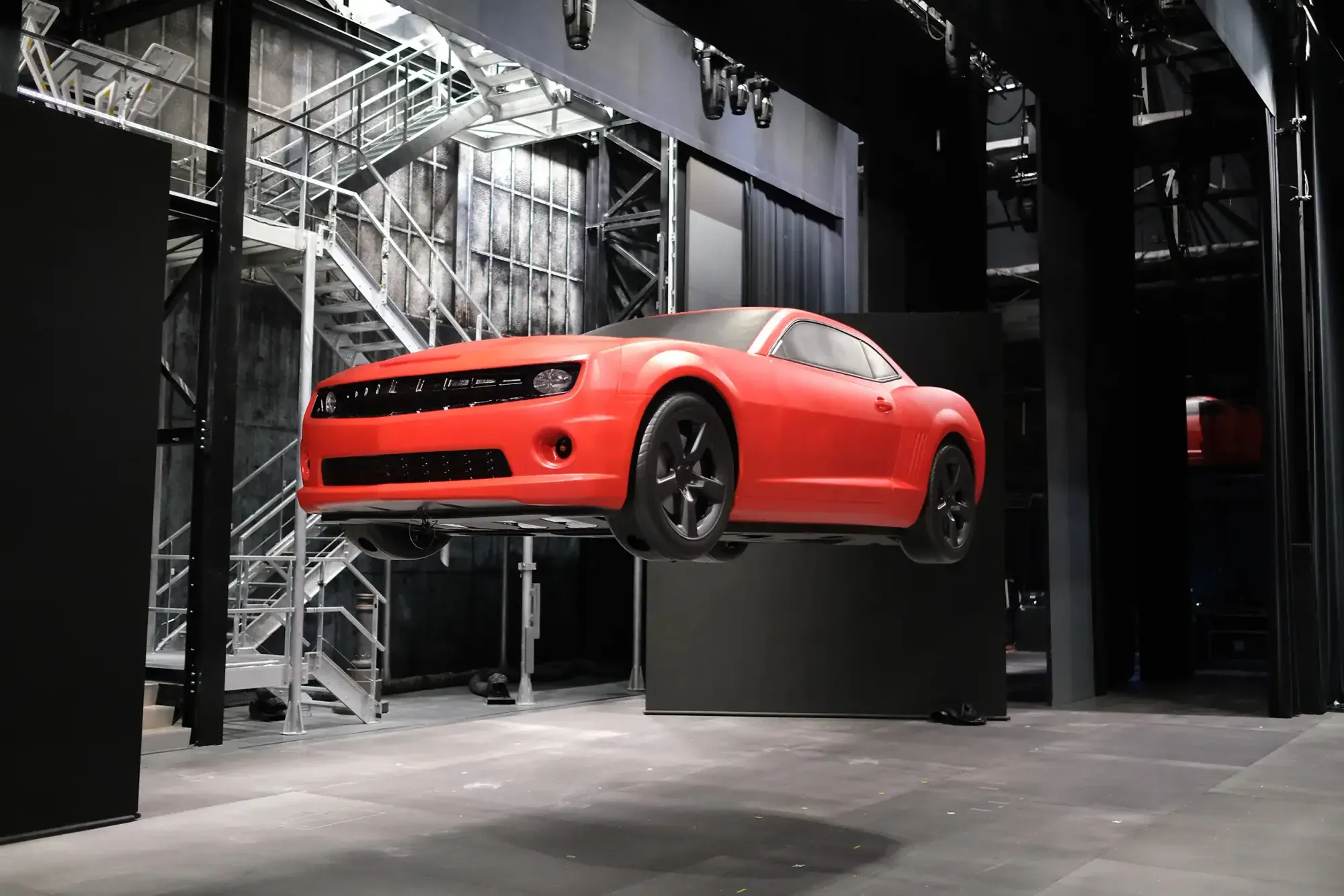 A Flying Car in the Marvel Avengers Show at Disneyland Paris — photo 5